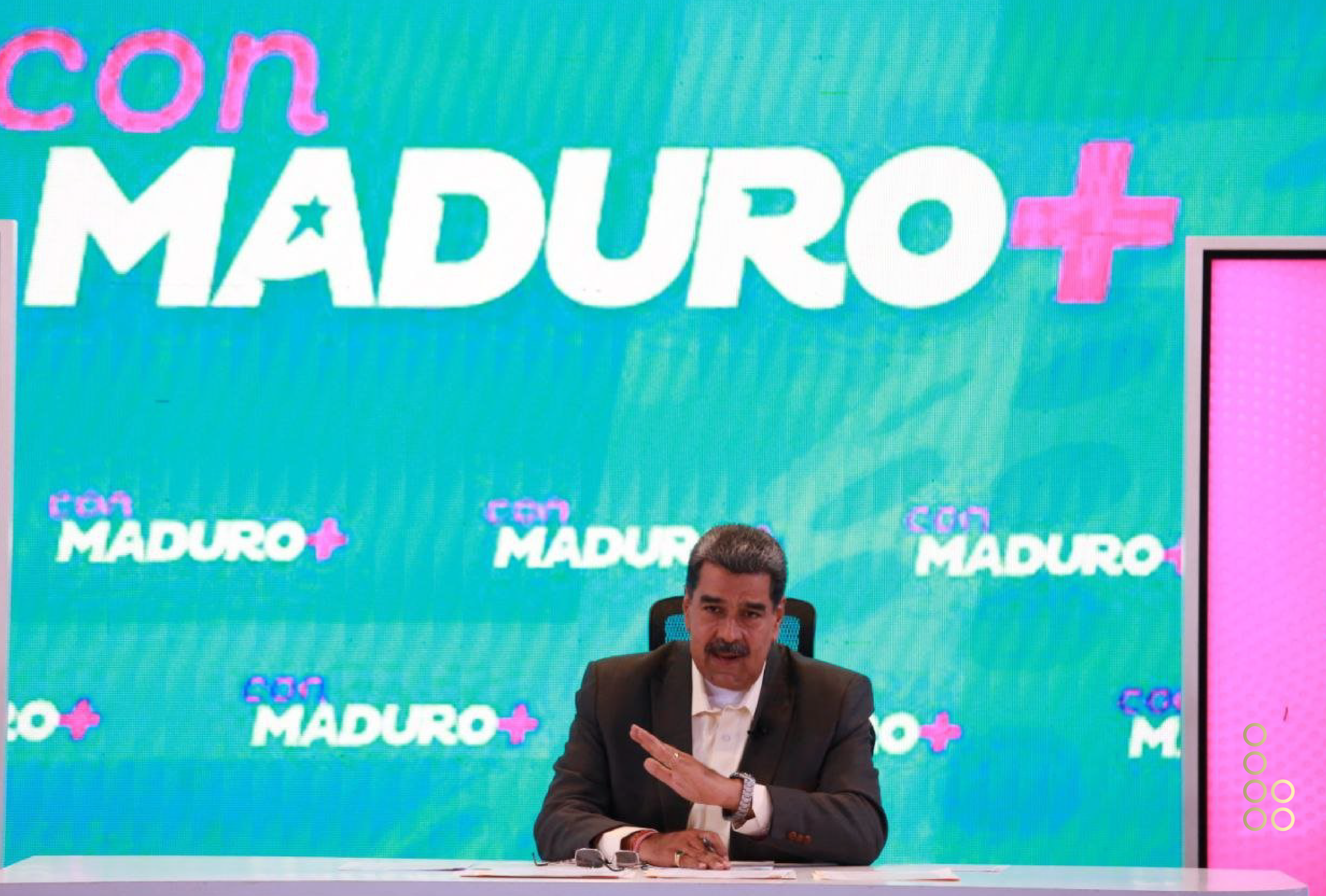 <strong>Venezuela registra producción de casi un millón de barriles de petróleo diario</strong>