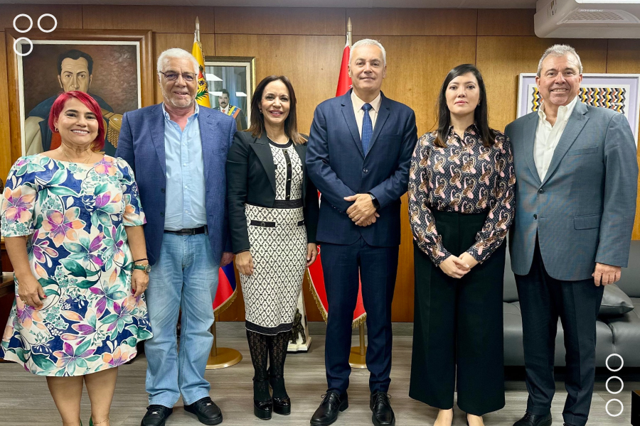 <strong>Inversionistas portugueses exploran oportunidades económicas y turísticas en Venezuela</strong>