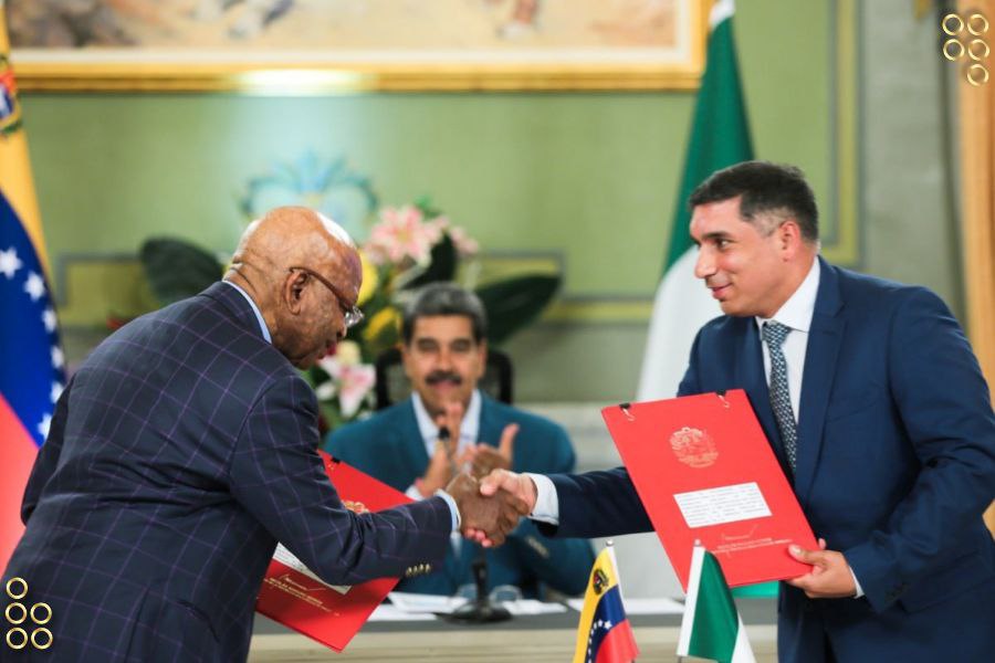 Venezuela firma acuerdo con Nigeria para explotación gasífera y de petróleo