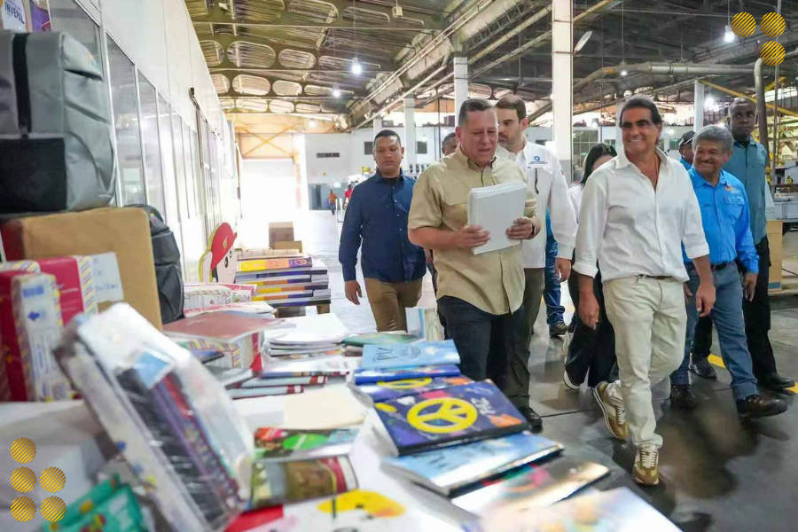 Alex Saab: Invepal vuelve a producir cuadernos y libretas 100 % nacionales