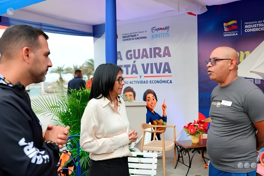 Motor turismo en La Guaira recibe impulso con financiamiento a más de mil comercios y emprendedores